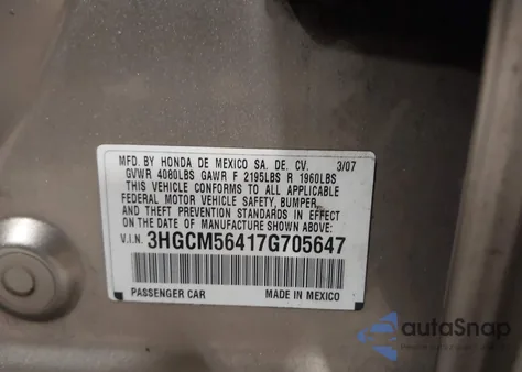 2007 Honda Accord 2.4 Lx z USA, uszkodzony, nr VIN 3HGCM56417G705647